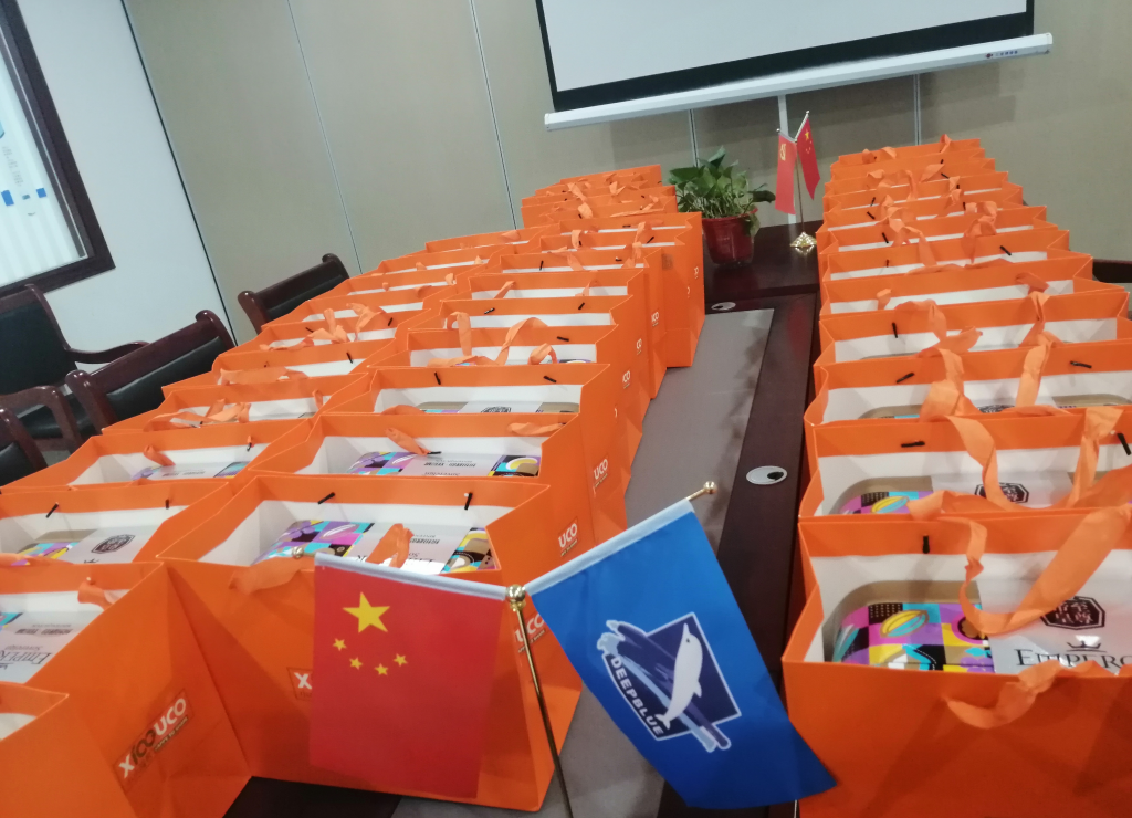 月滿中秋 禮承心意 | 深藍(lán)醫(yī)療發(fā)放中秋福利ing