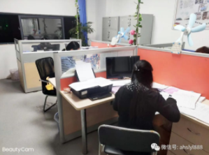 深藍(lán)齊心協(xié)力不辜負(fù)每一份信任